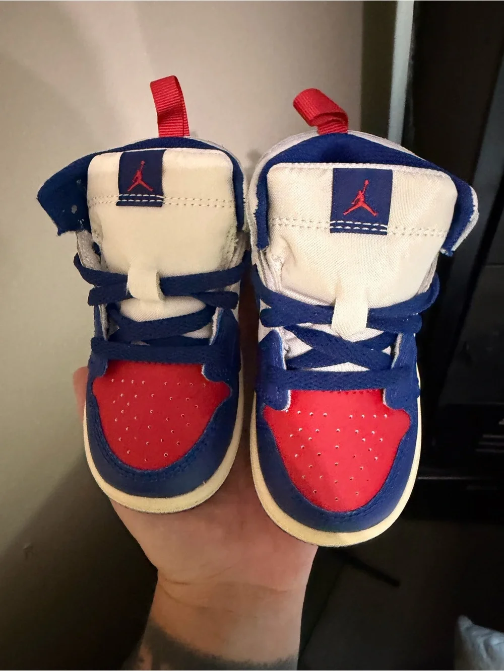 Jordan Kids High-Top Sneakers in Blue/Red/White